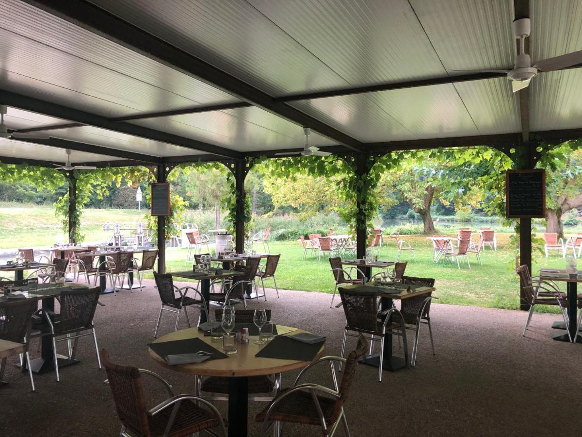 L'Ile Aux Bateaux Bed & Breakfast Buzet-sur-Baise Eksteriør bilde
